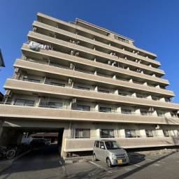 小倉屋ビル 山陽本線西条駅まで徒歩約5分の立地です!
キッチンが広く、居室を広く使えます!